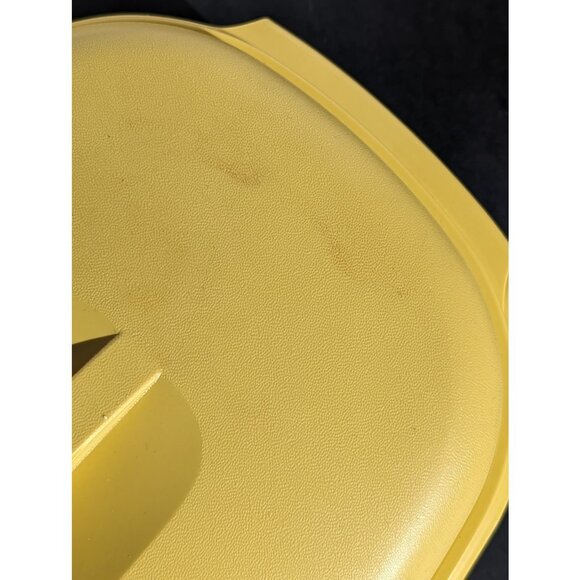 Vintage 1970's Tupperware complete Harvest Gold Steamer | Made in Canada - Picture 7 of 9